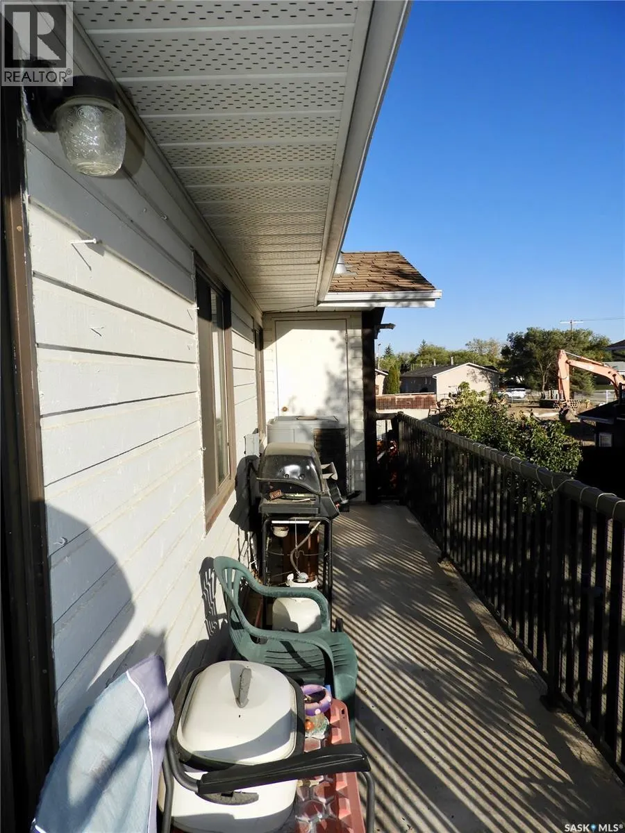 201B 213 Main STREET