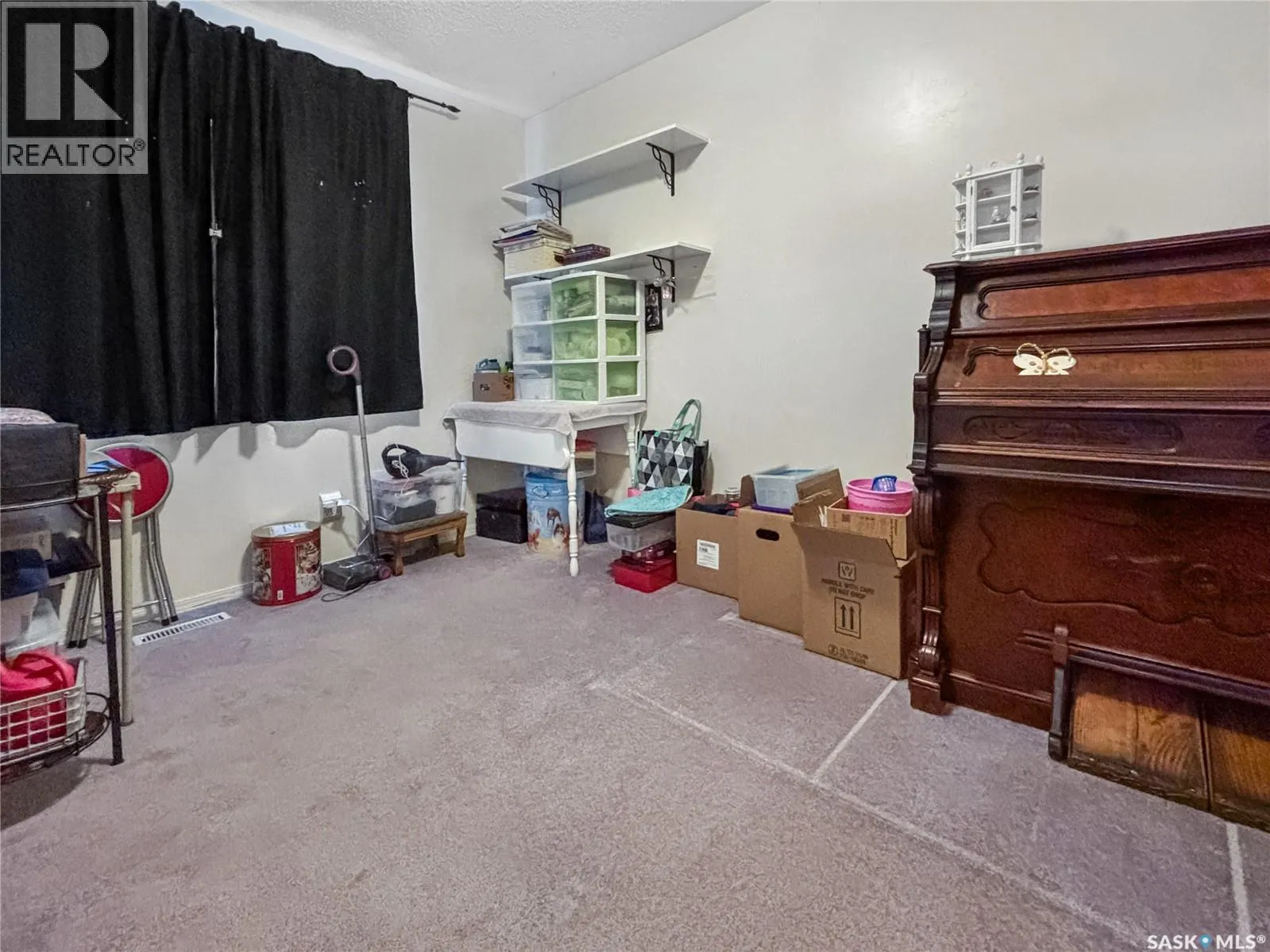 114 Cockburn CRESCENT