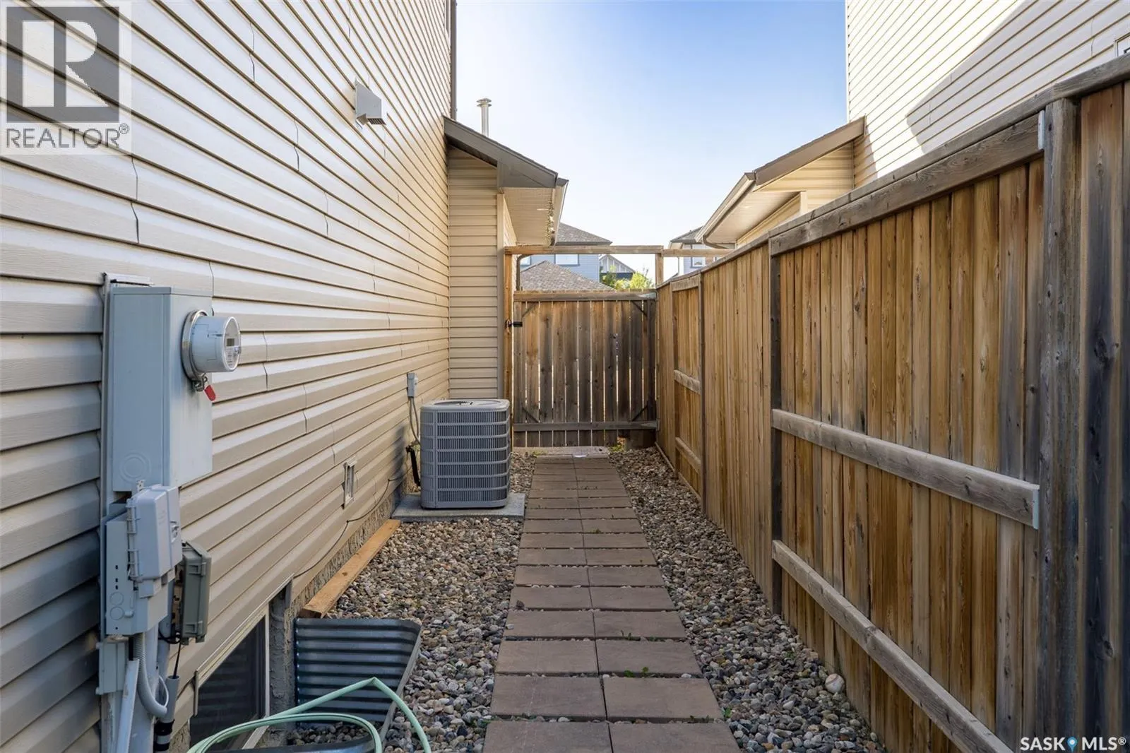 127 Dulmage CRESCENT