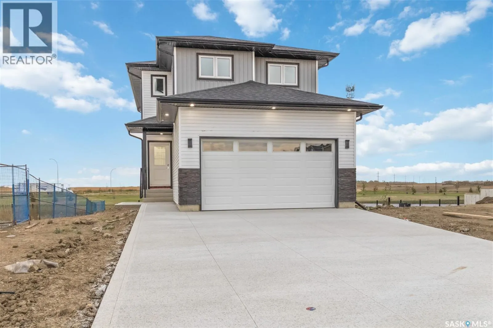 157 Antonini COURT