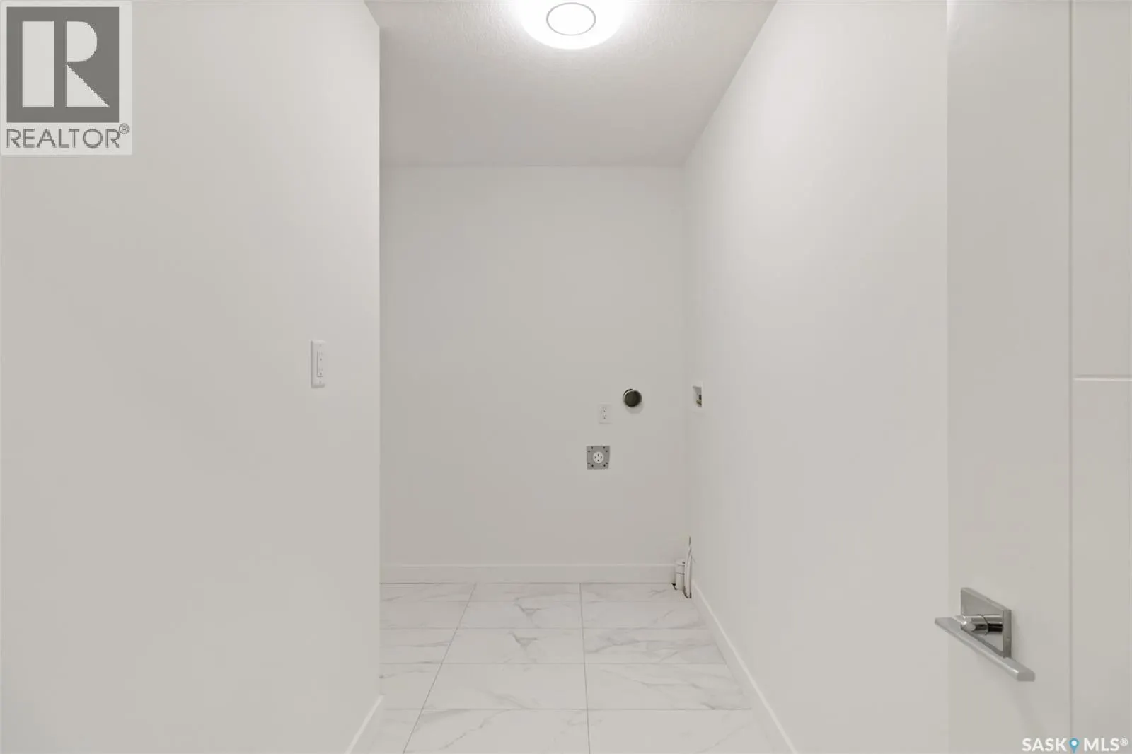 157 Antonini COURT