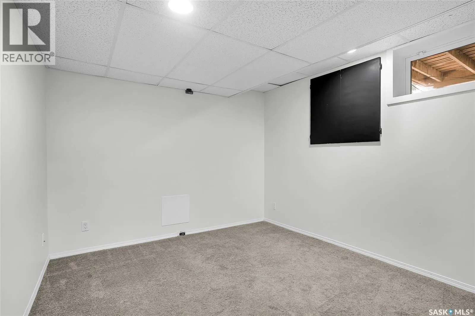 791 Lenore DRIVE