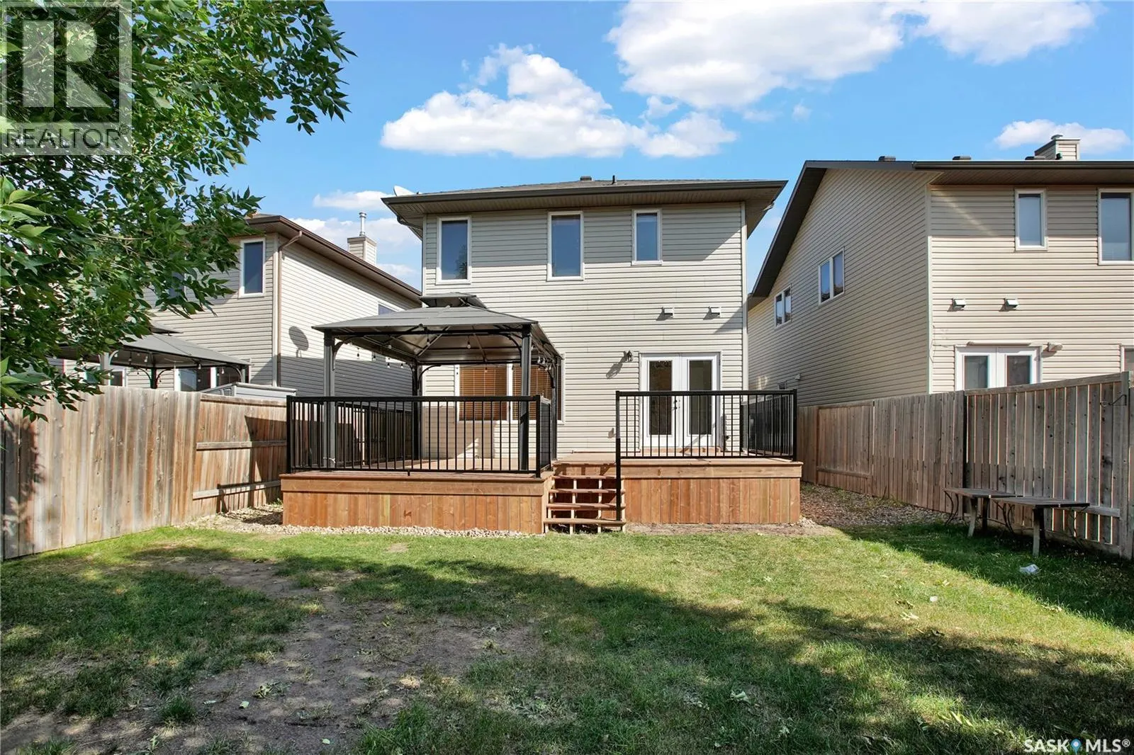 150 Ashworth CRESCENT