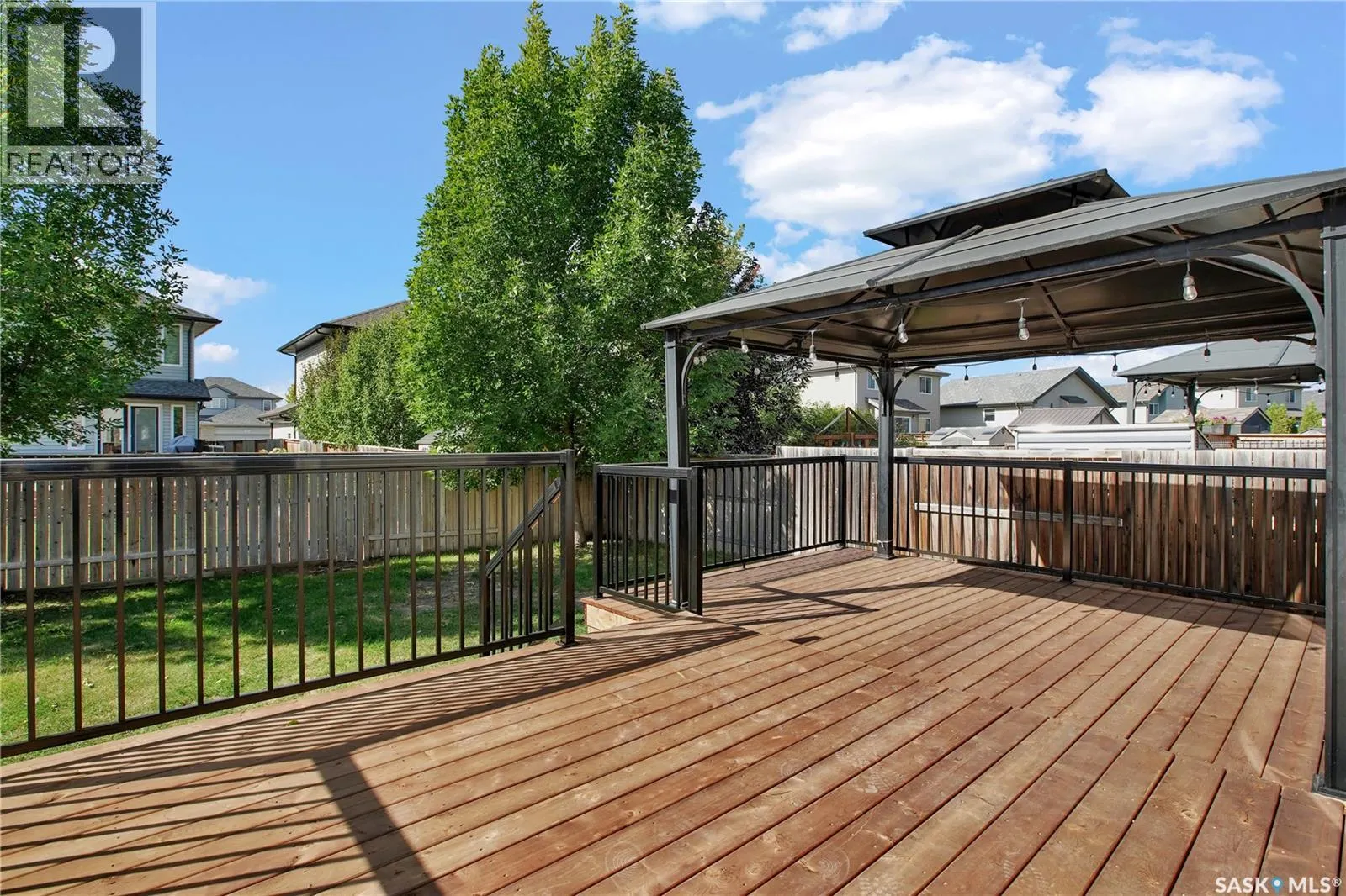150 Ashworth CRESCENT