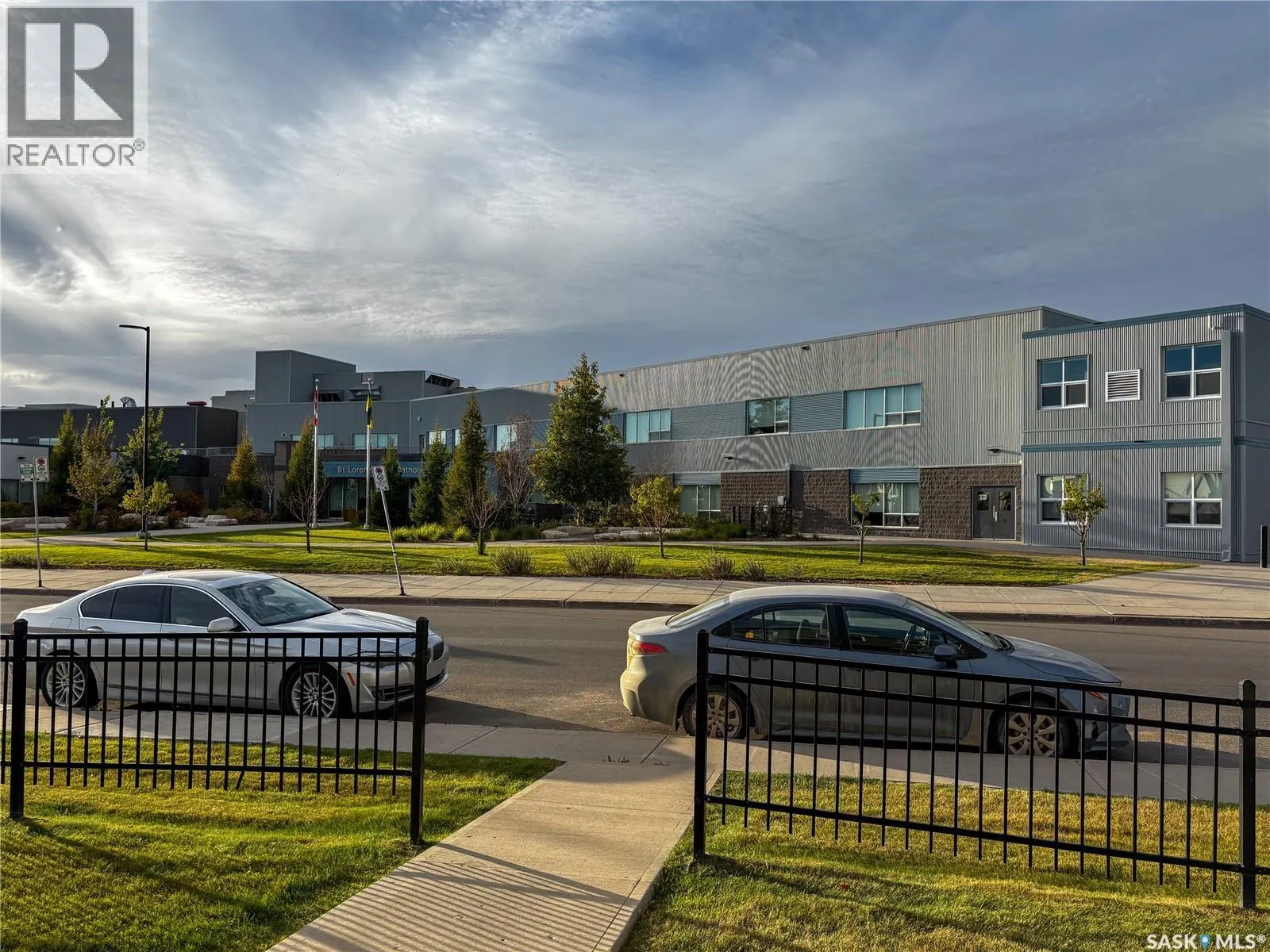 803 1022 Hampton CIRCLE