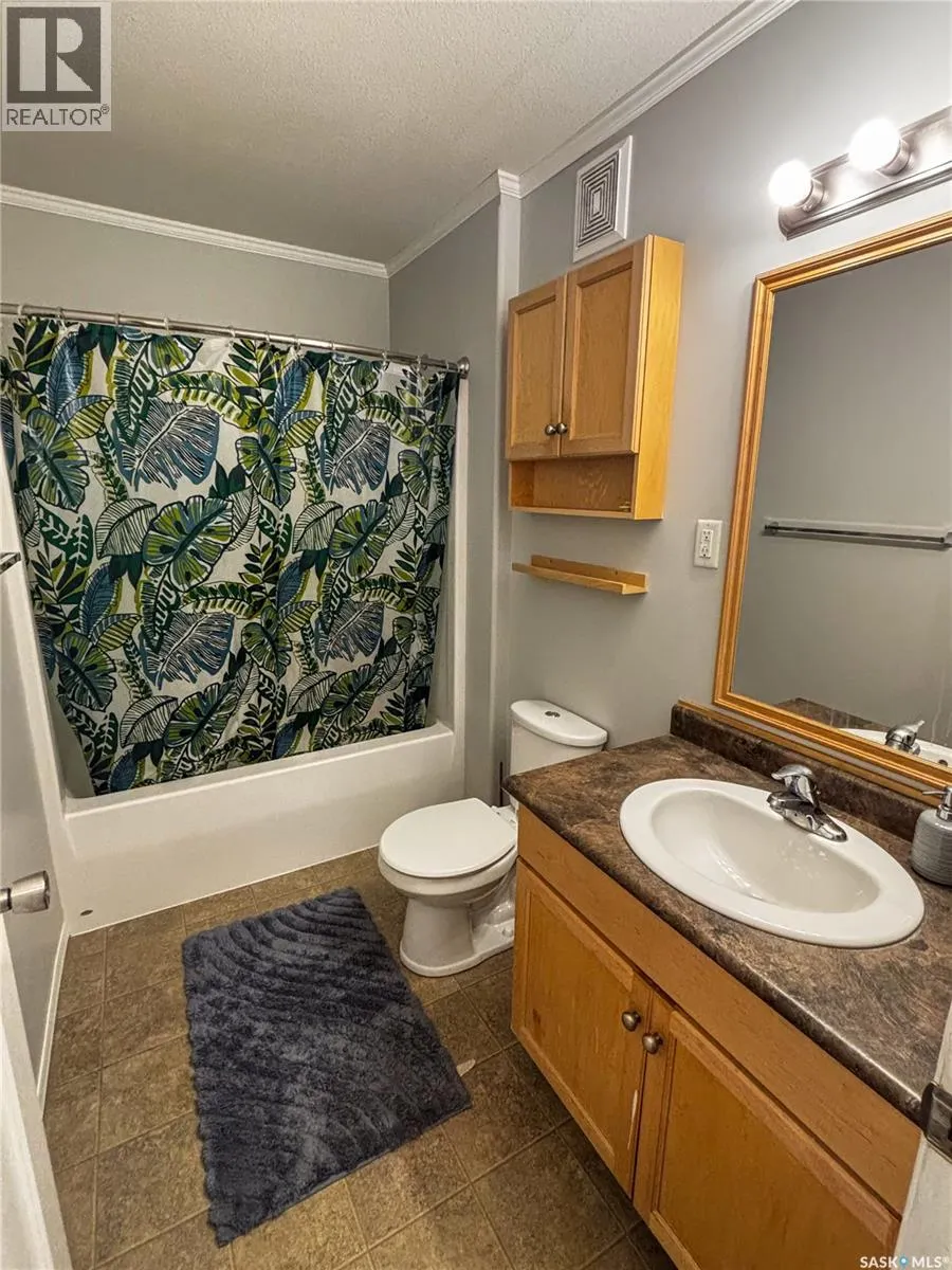 803 1022 Hampton CIRCLE