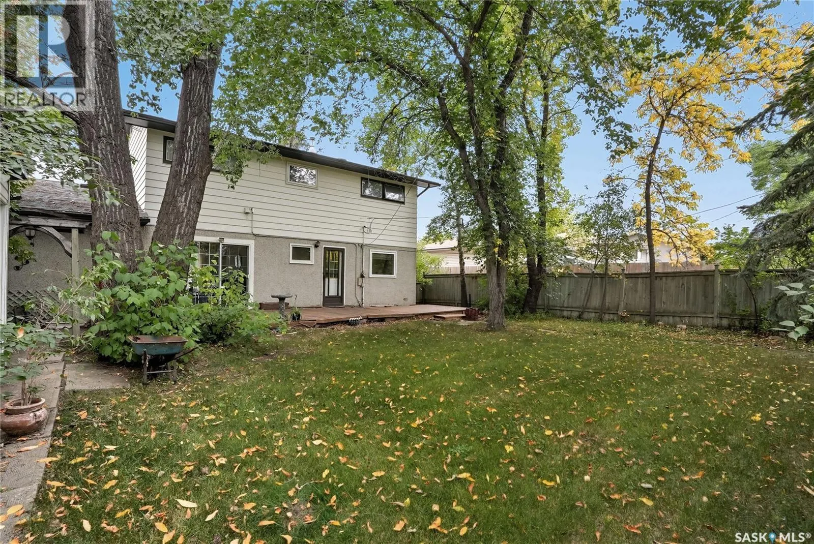 11 Moxon CRESCENT