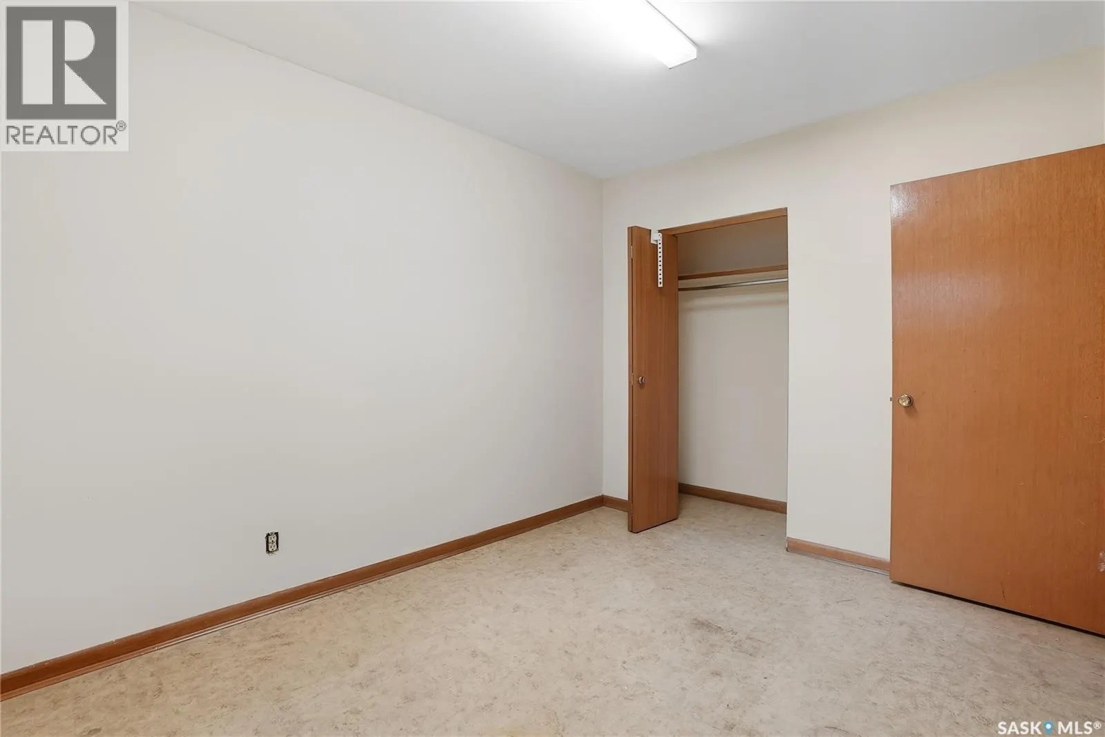 11 Moxon CRESCENT