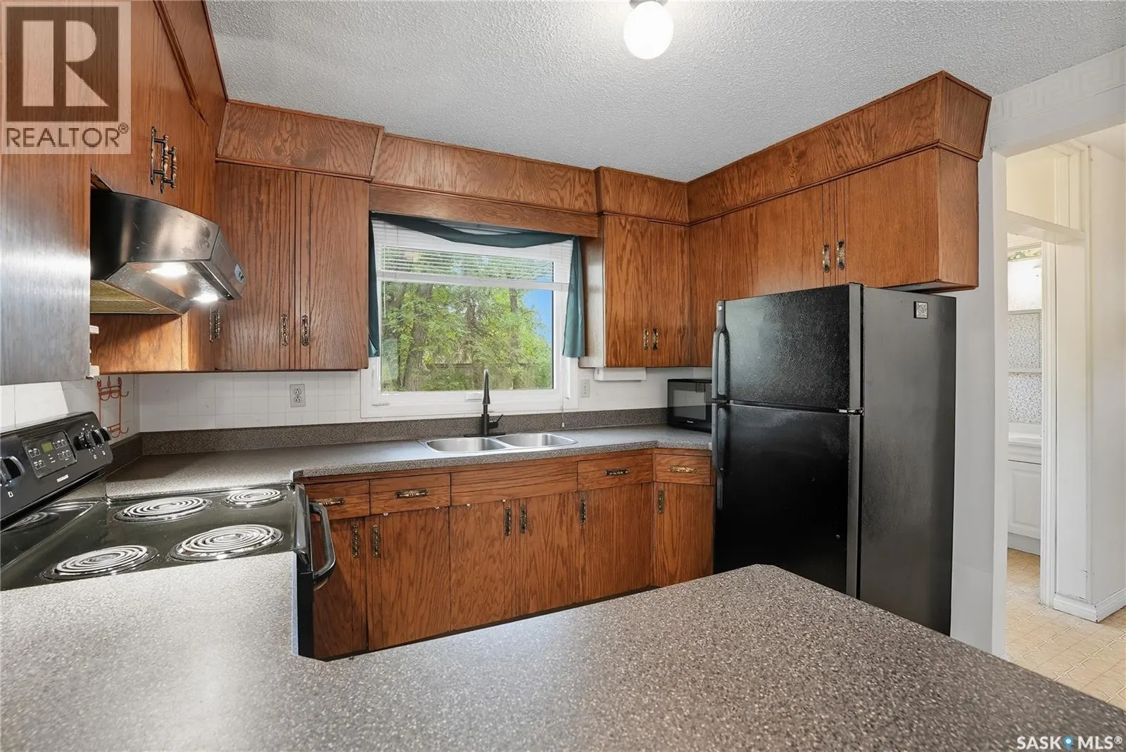 11 Moxon CRESCENT