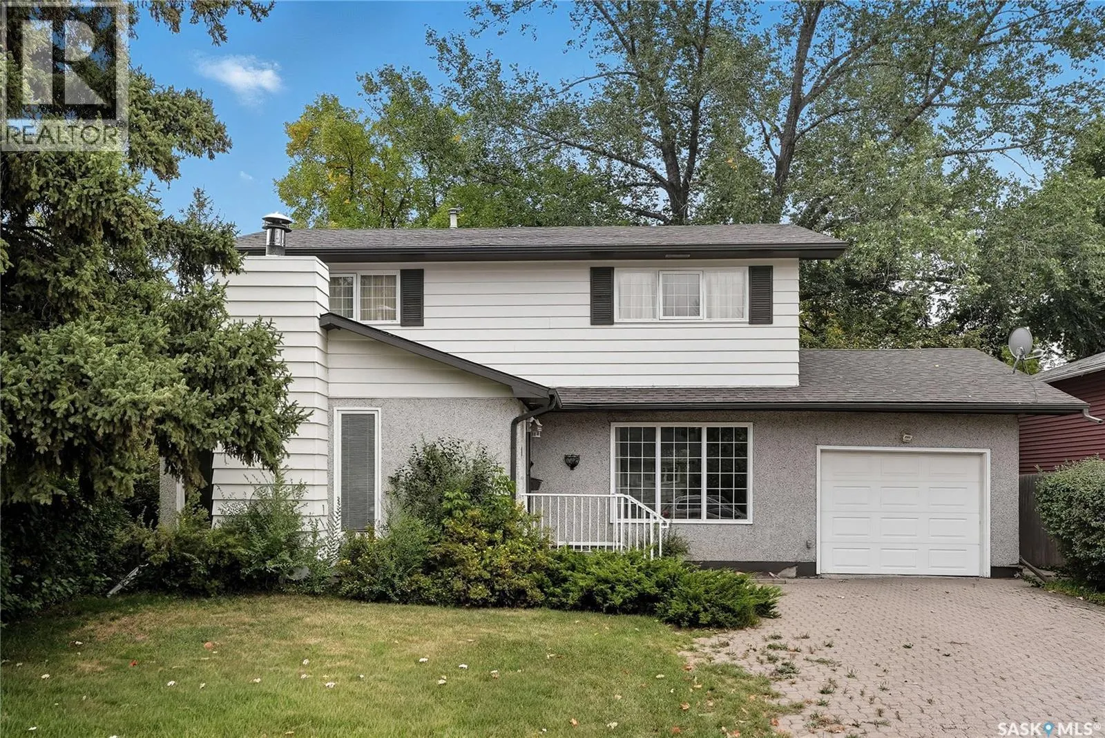 11 Moxon CRESCENT