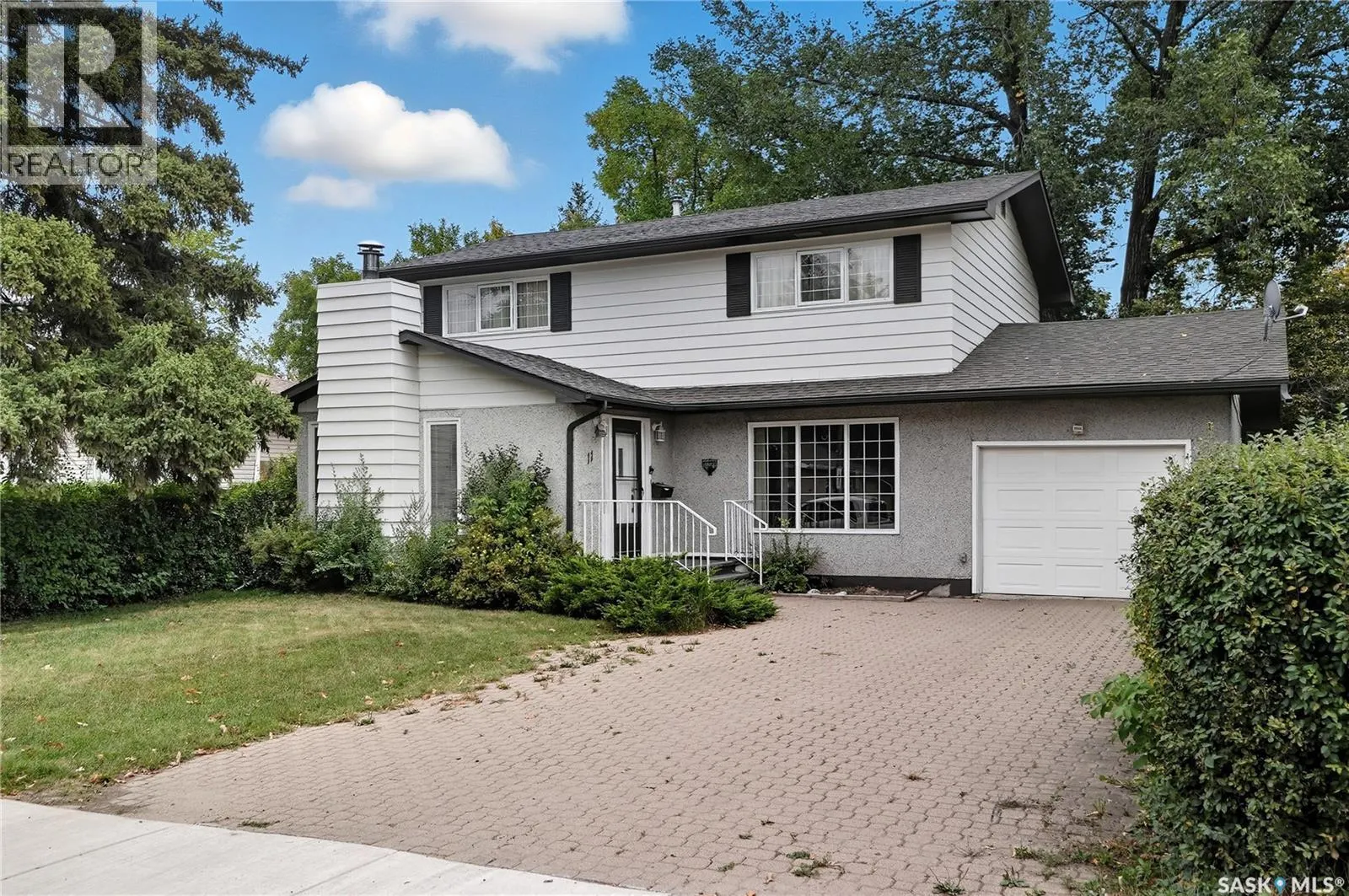 11 Moxon CRESCENT
