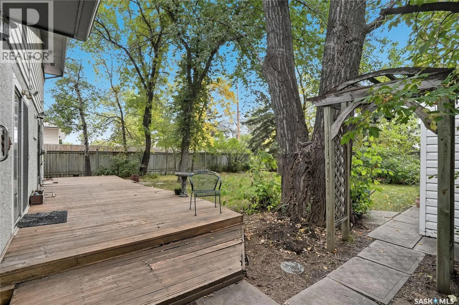 11 Moxon CRESCENT