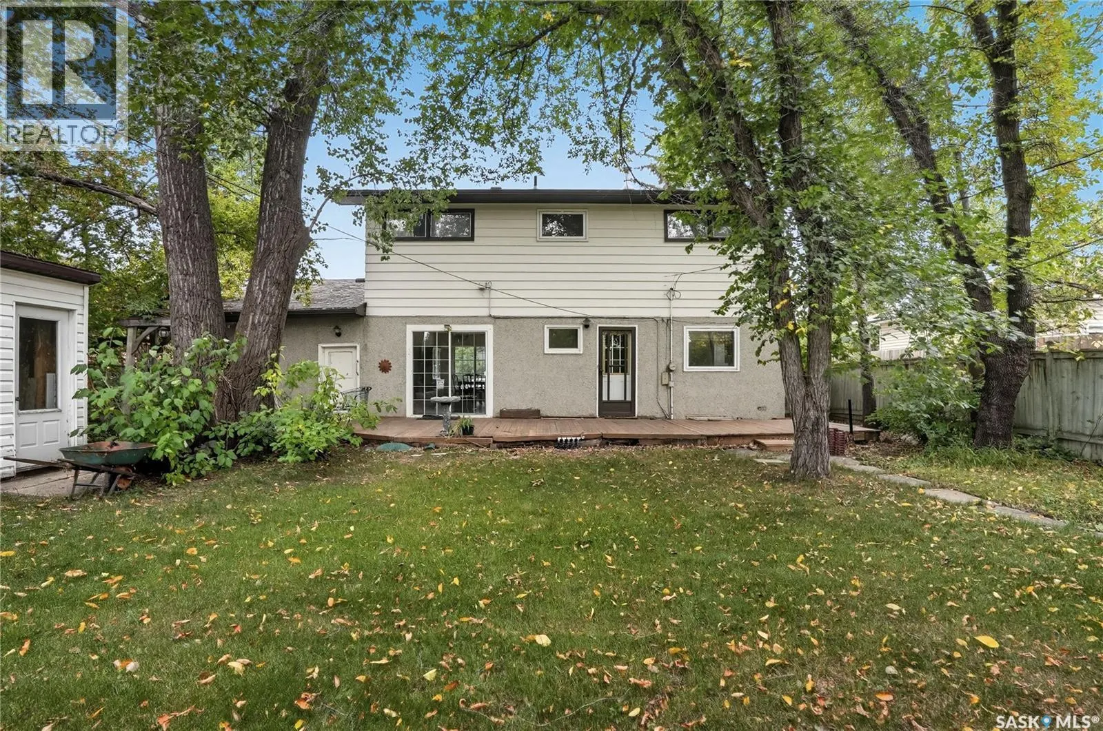 11 Moxon CRESCENT