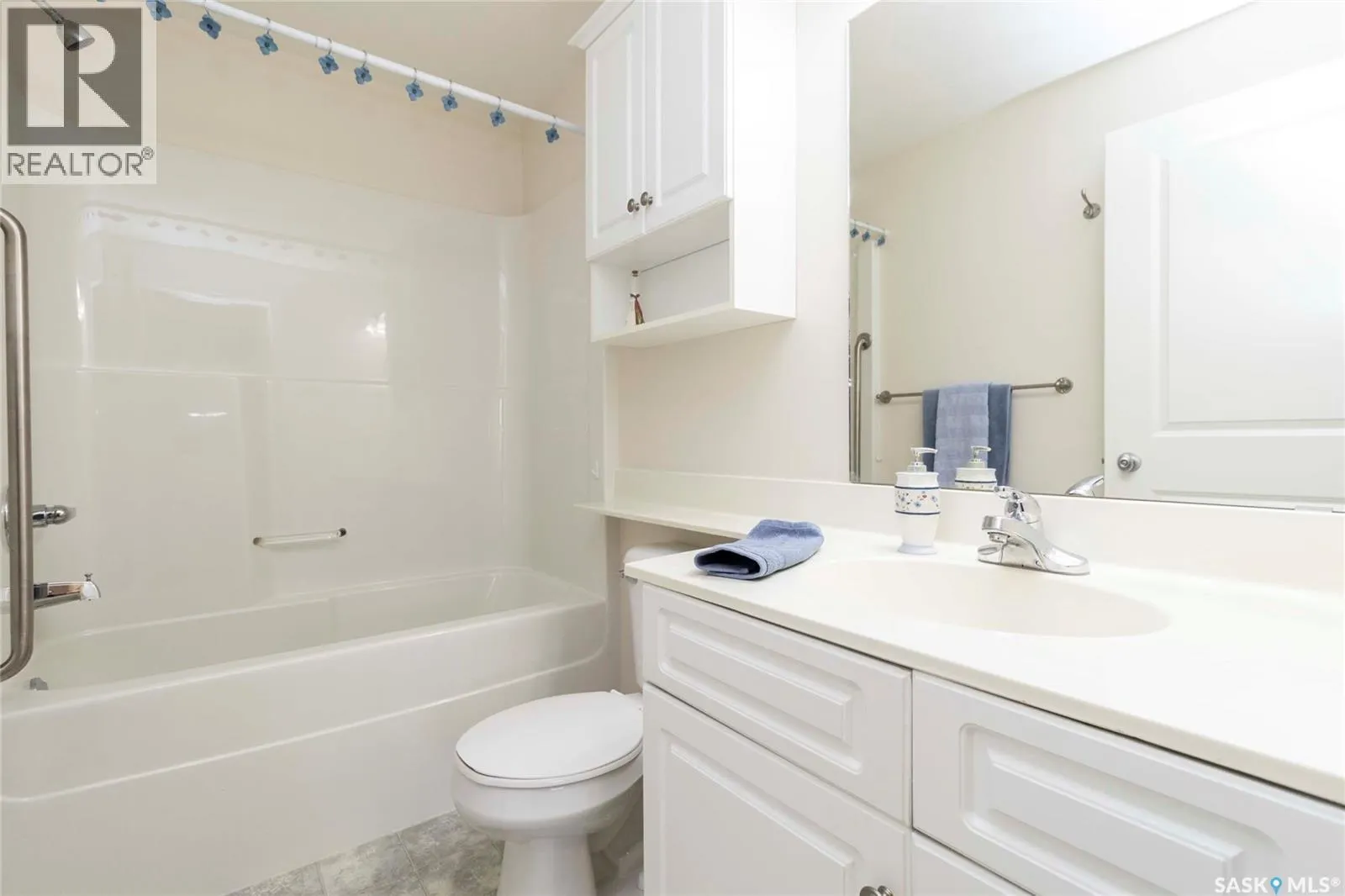 304 914 Heritage VIEW