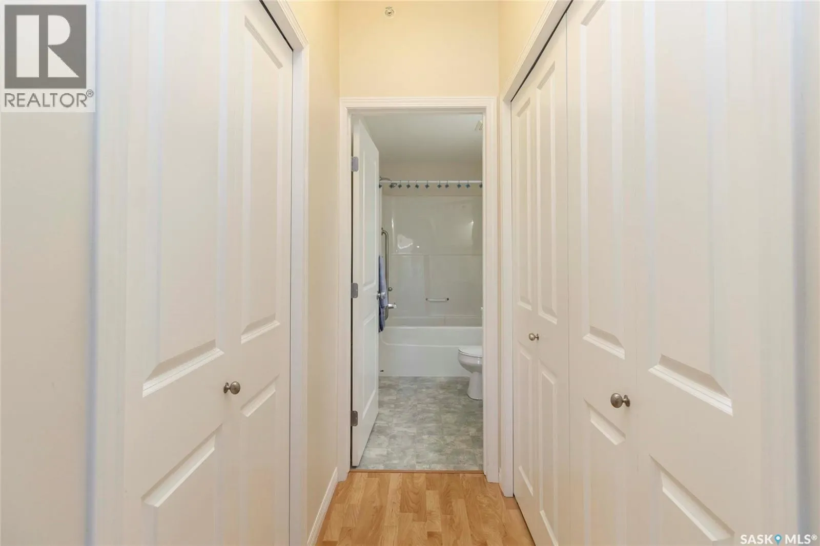 304 914 Heritage VIEW