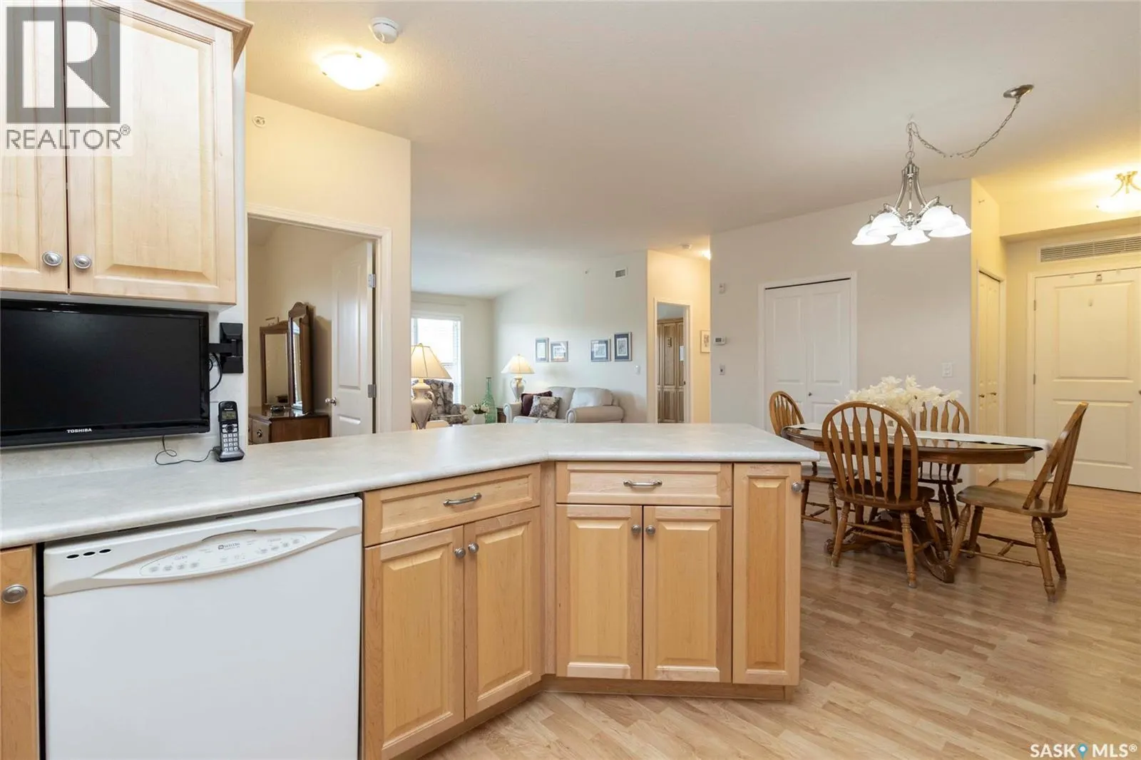 304 914 Heritage VIEW