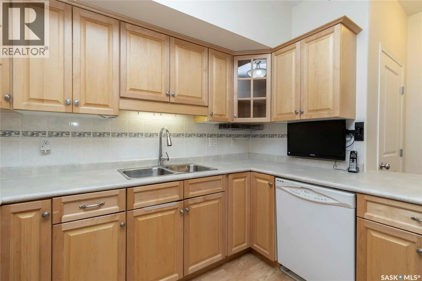 304 914 Heritage VIEW