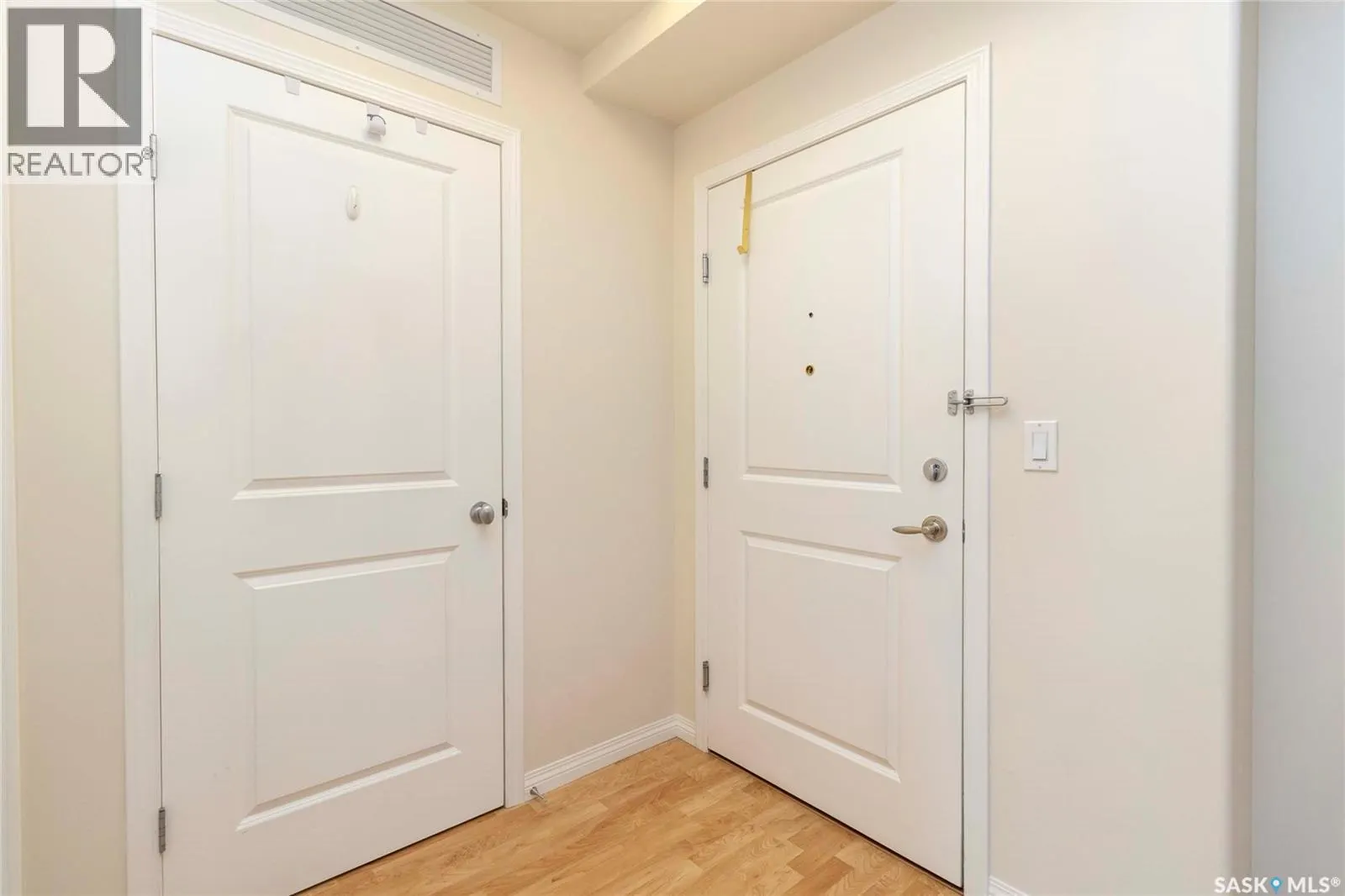 304 914 Heritage VIEW