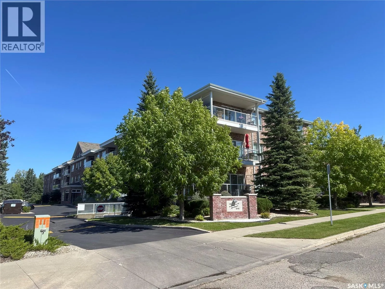 304 914 Heritage VIEW