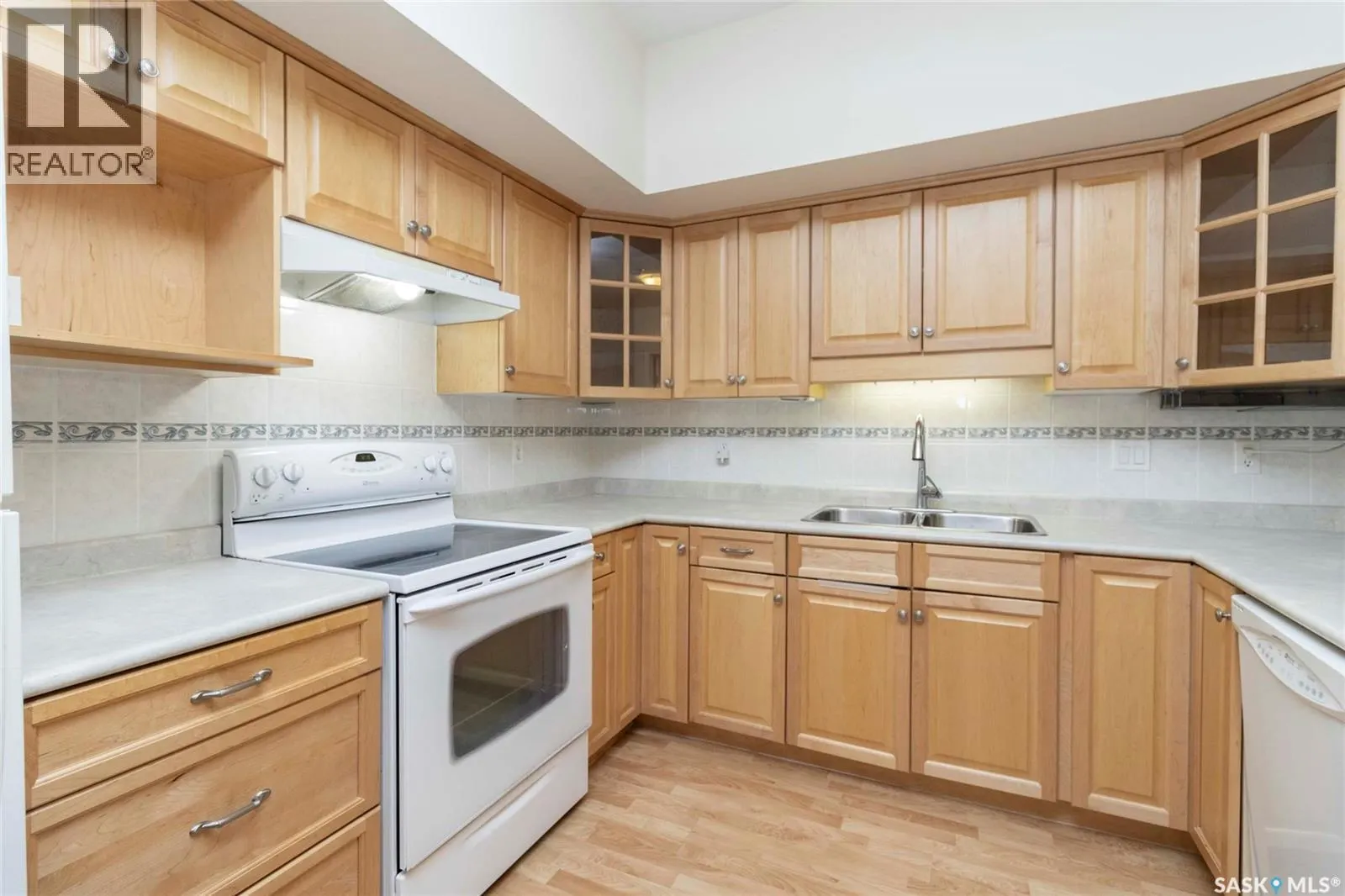 304 914 Heritage VIEW