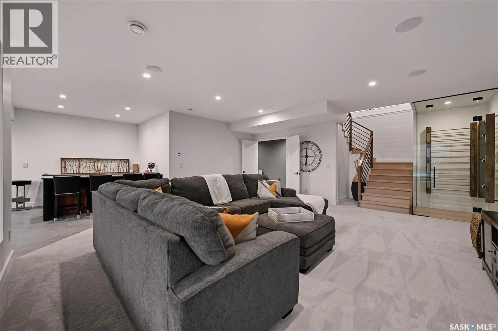 148 Greenbryre CLOSE