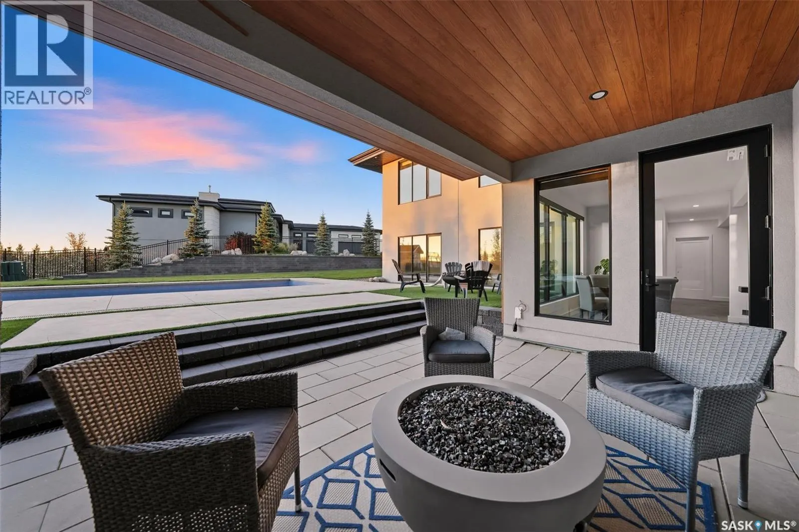 148 Greenbryre CLOSE