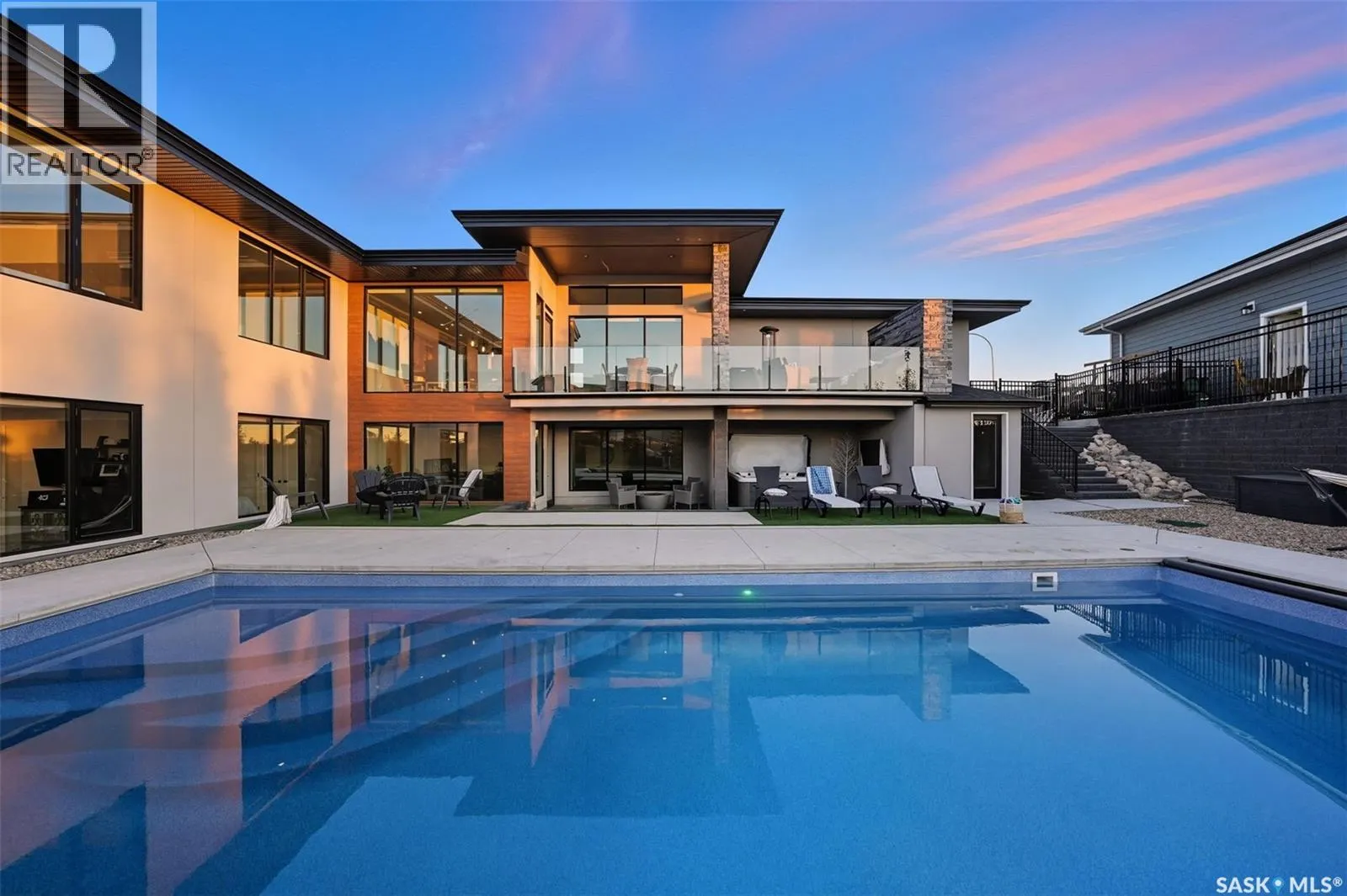 148 Greenbryre CLOSE