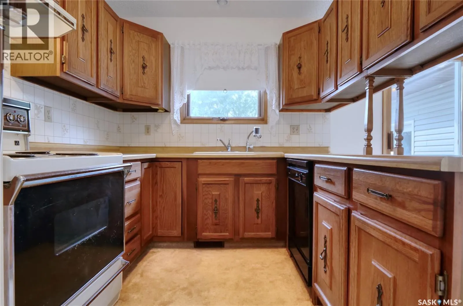 1008 Parklane DRIVE