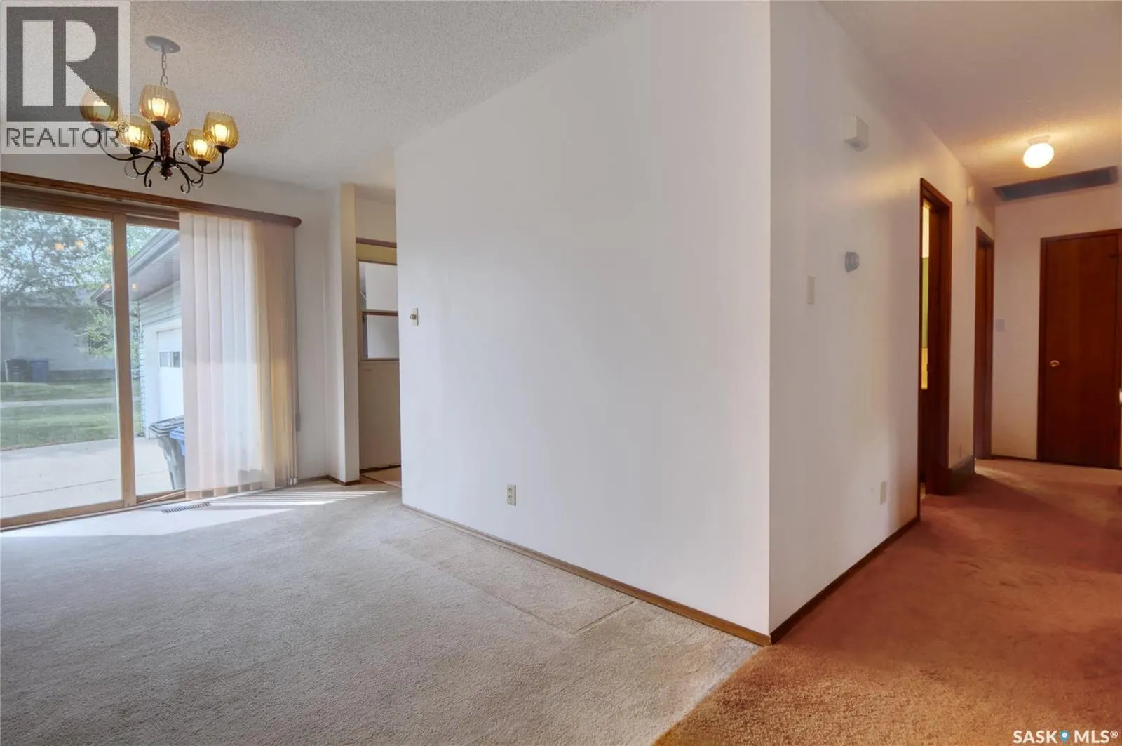 1008 Parklane DRIVE