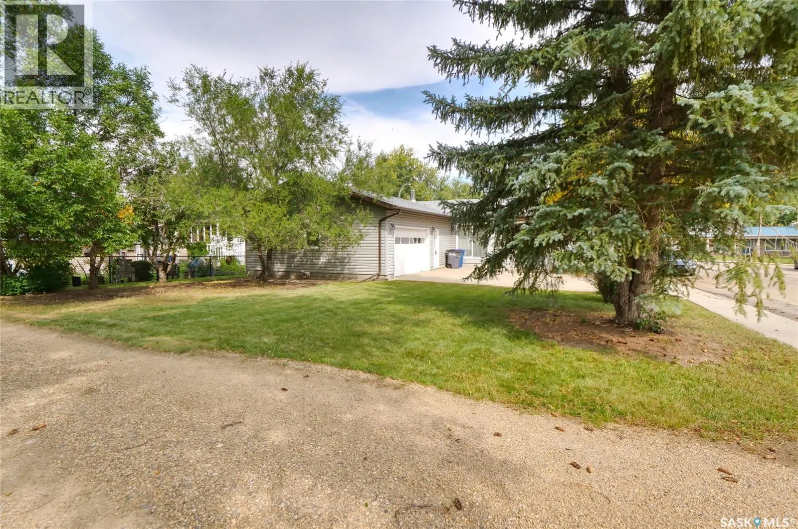 1008 Parklane DRIVE