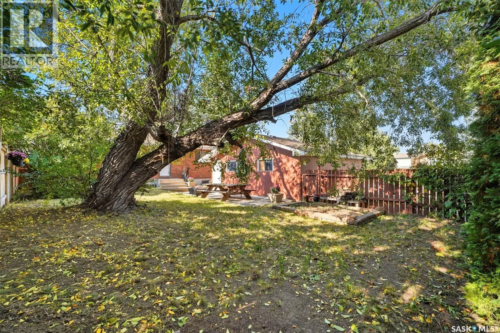 562 Highlands TERRACE