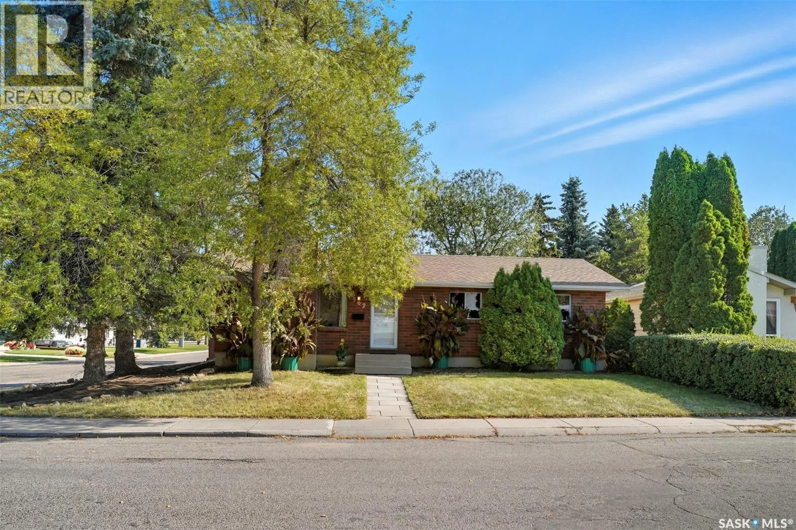 562 Highlands TERRACE