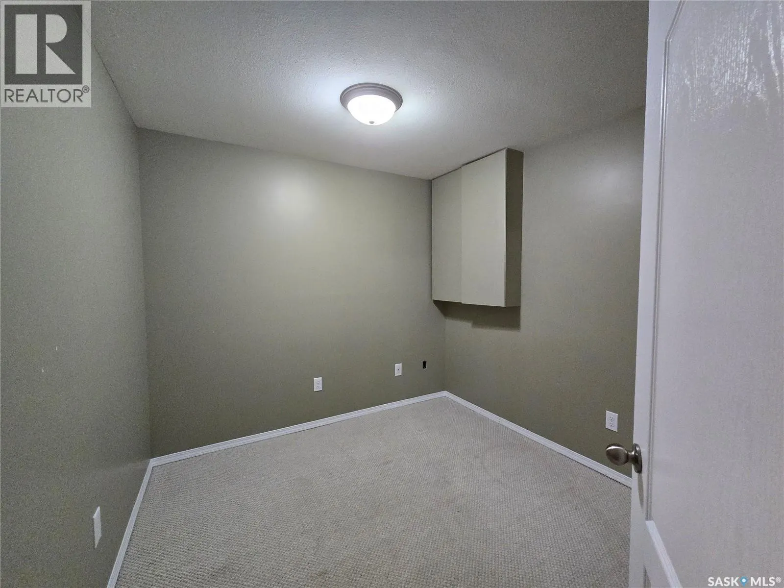 155 663 Beckett CRESCENT