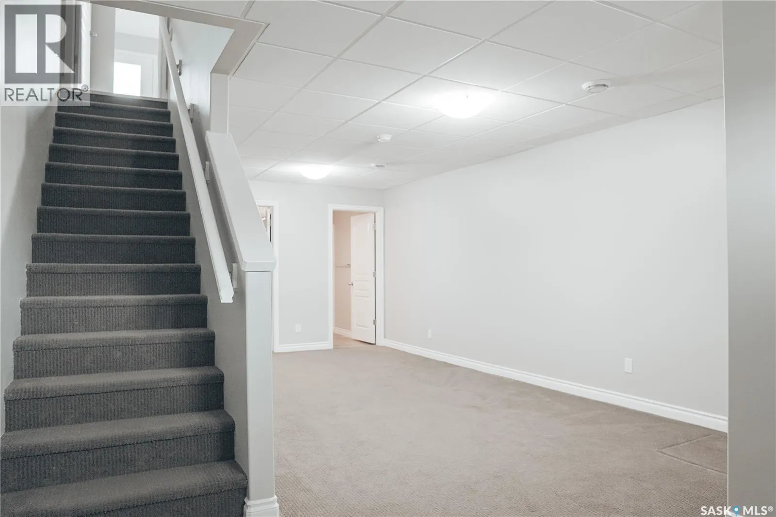 5426 Mitchinson WAY