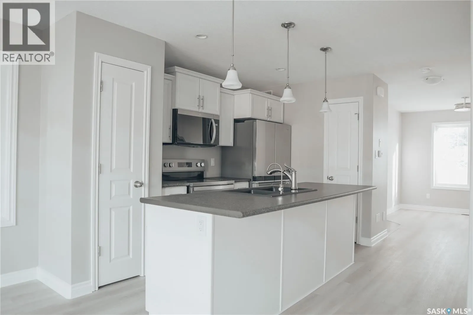 5426 Mitchinson WAY