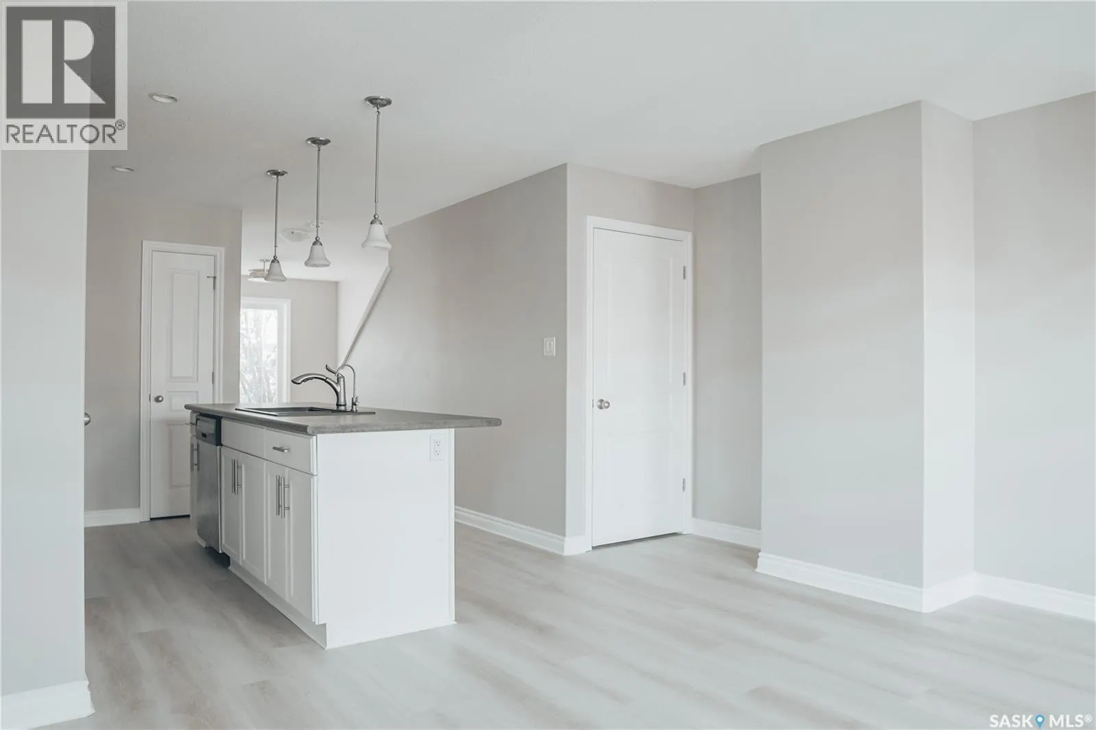 5426 Mitchinson WAY