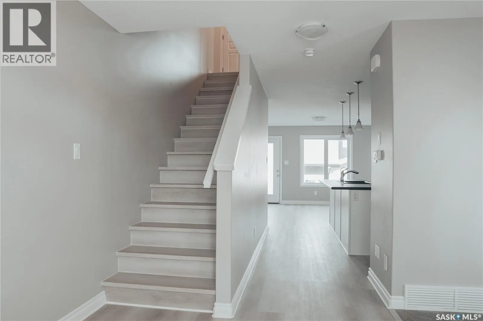 5426 Mitchinson WAY