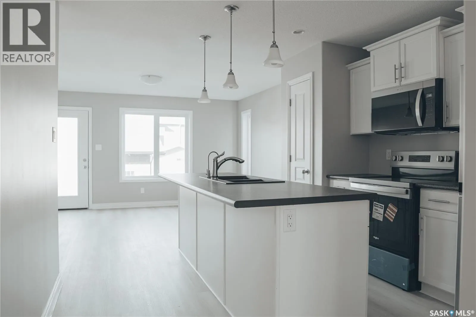 5426 Mitchinson WAY