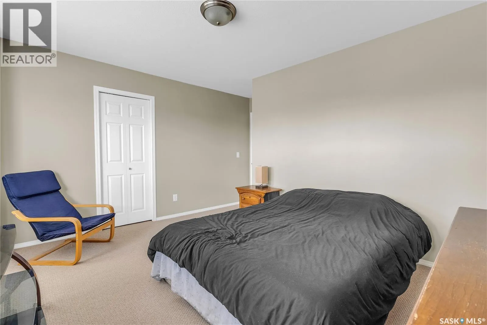 403 Rutherford CRESCENT
