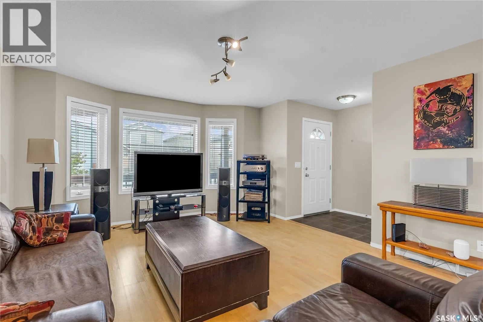 403 Rutherford CRESCENT