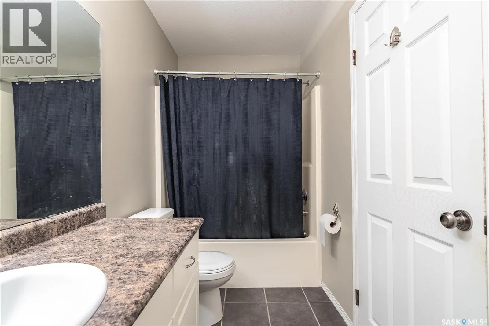 403 Rutherford CRESCENT