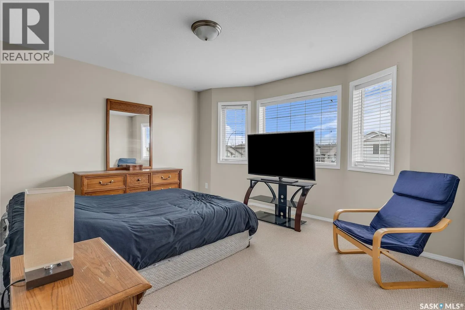 403 Rutherford CRESCENT