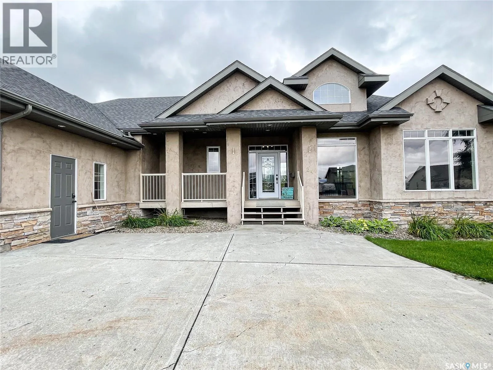 24 Bridger DRIVE