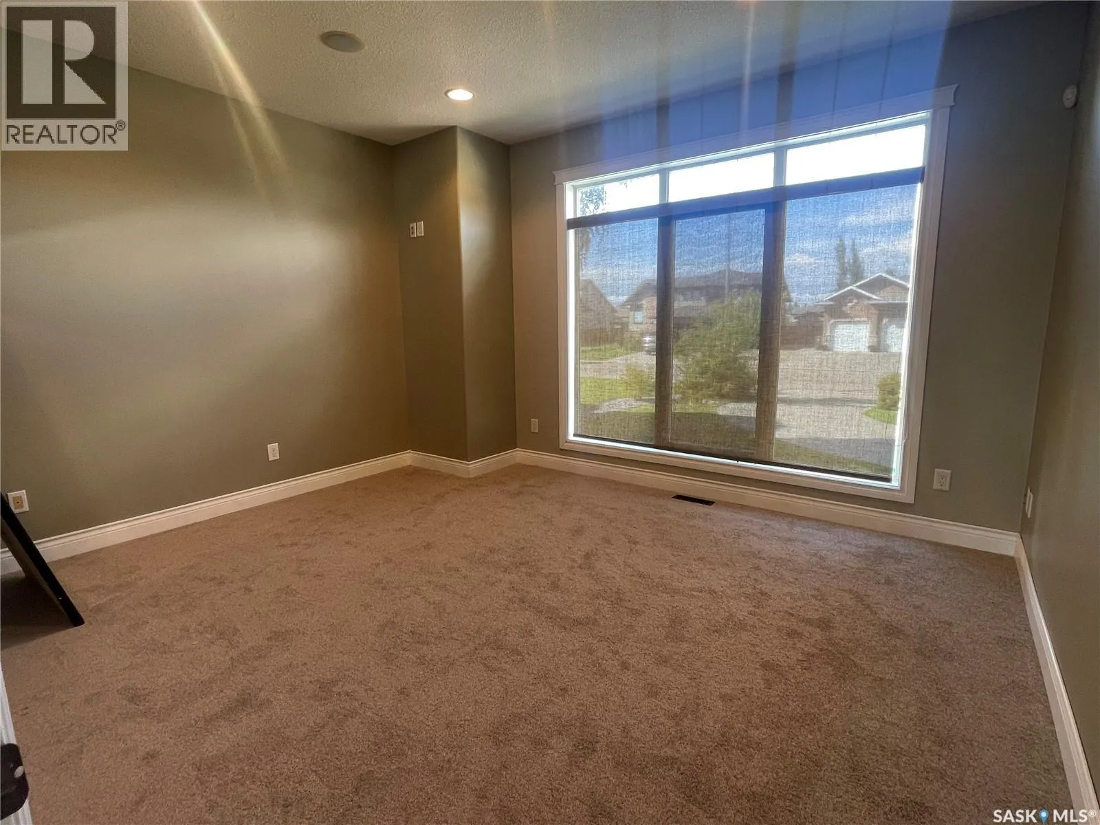 24 Bridger DRIVE