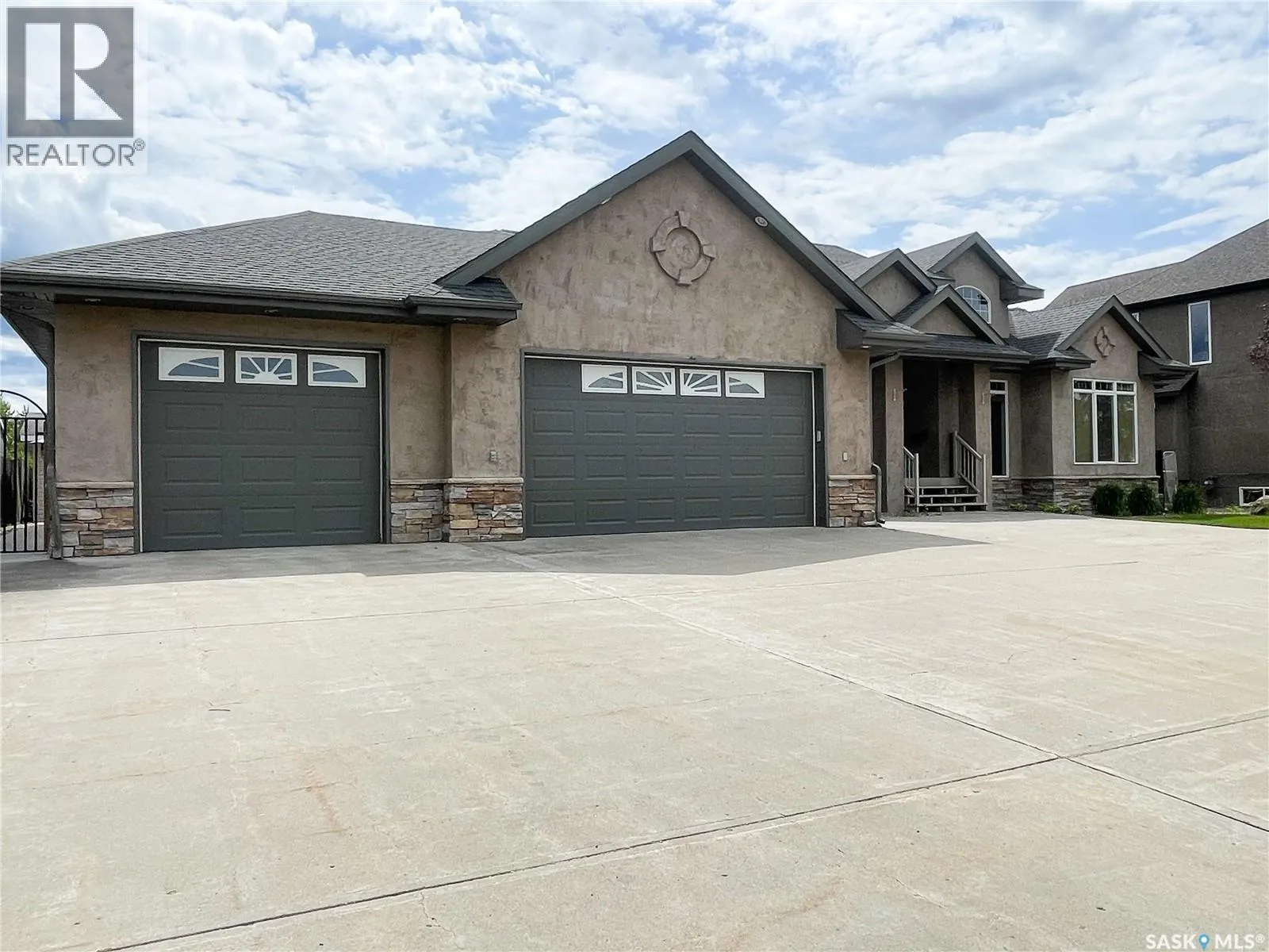 24 Bridger DRIVE