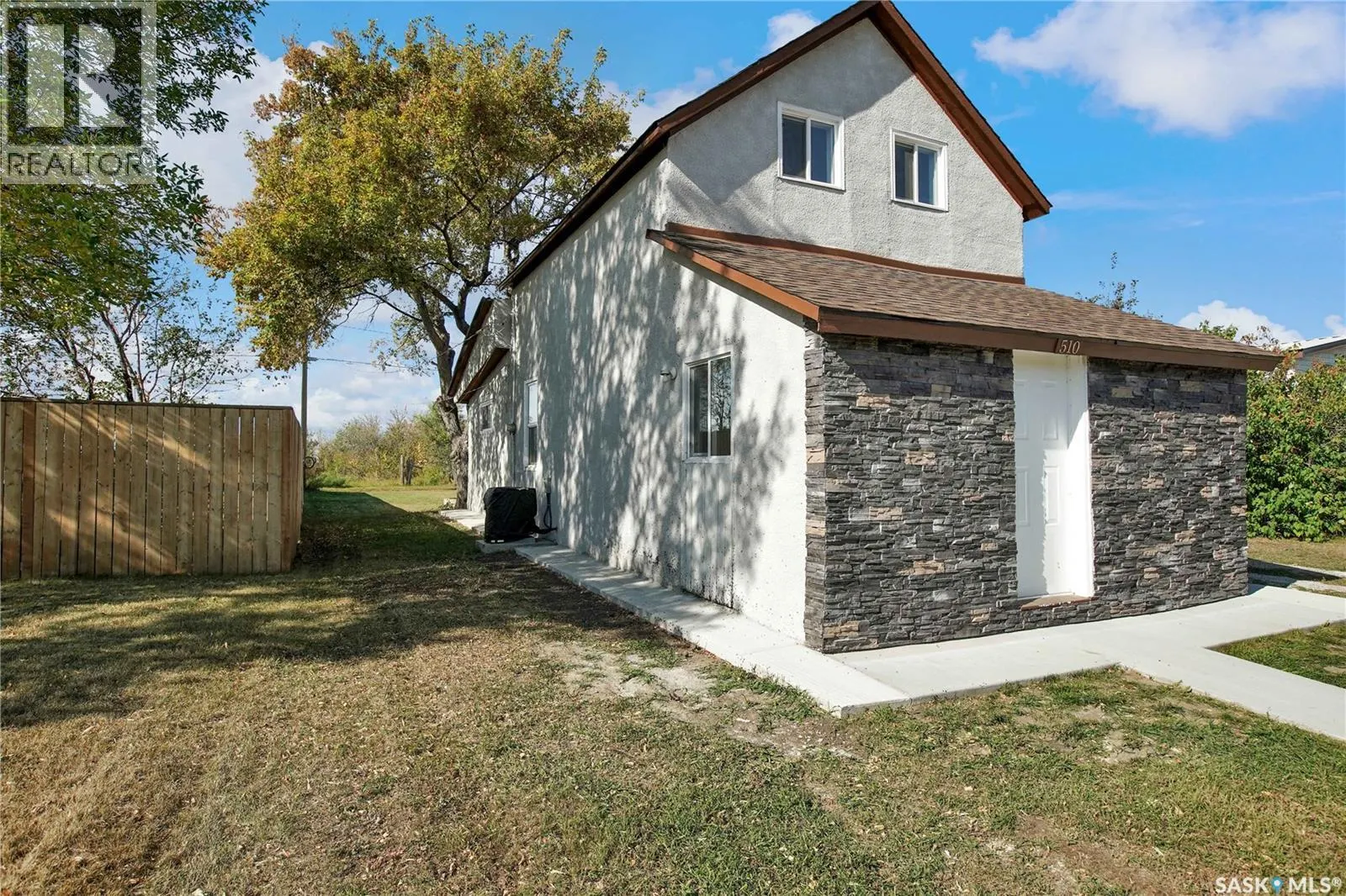 510 3rd STREET W