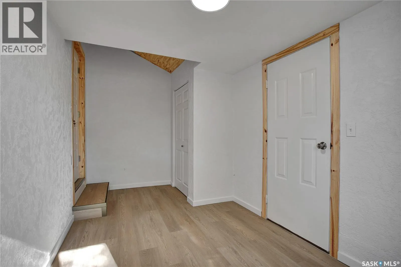 510 3rd STREET W