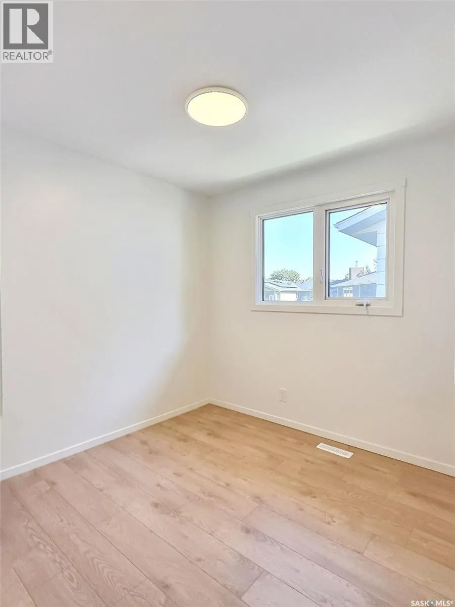 1429 Lacroix CRESCENT