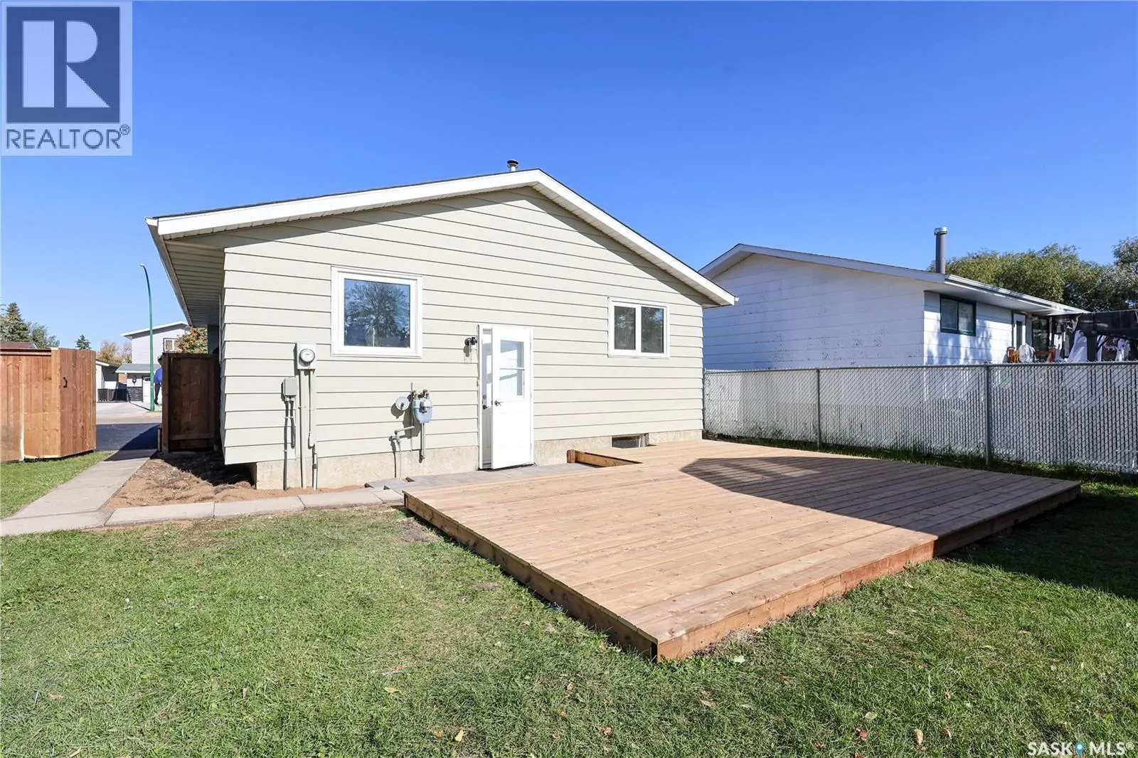 1429 Lacroix CRESCENT