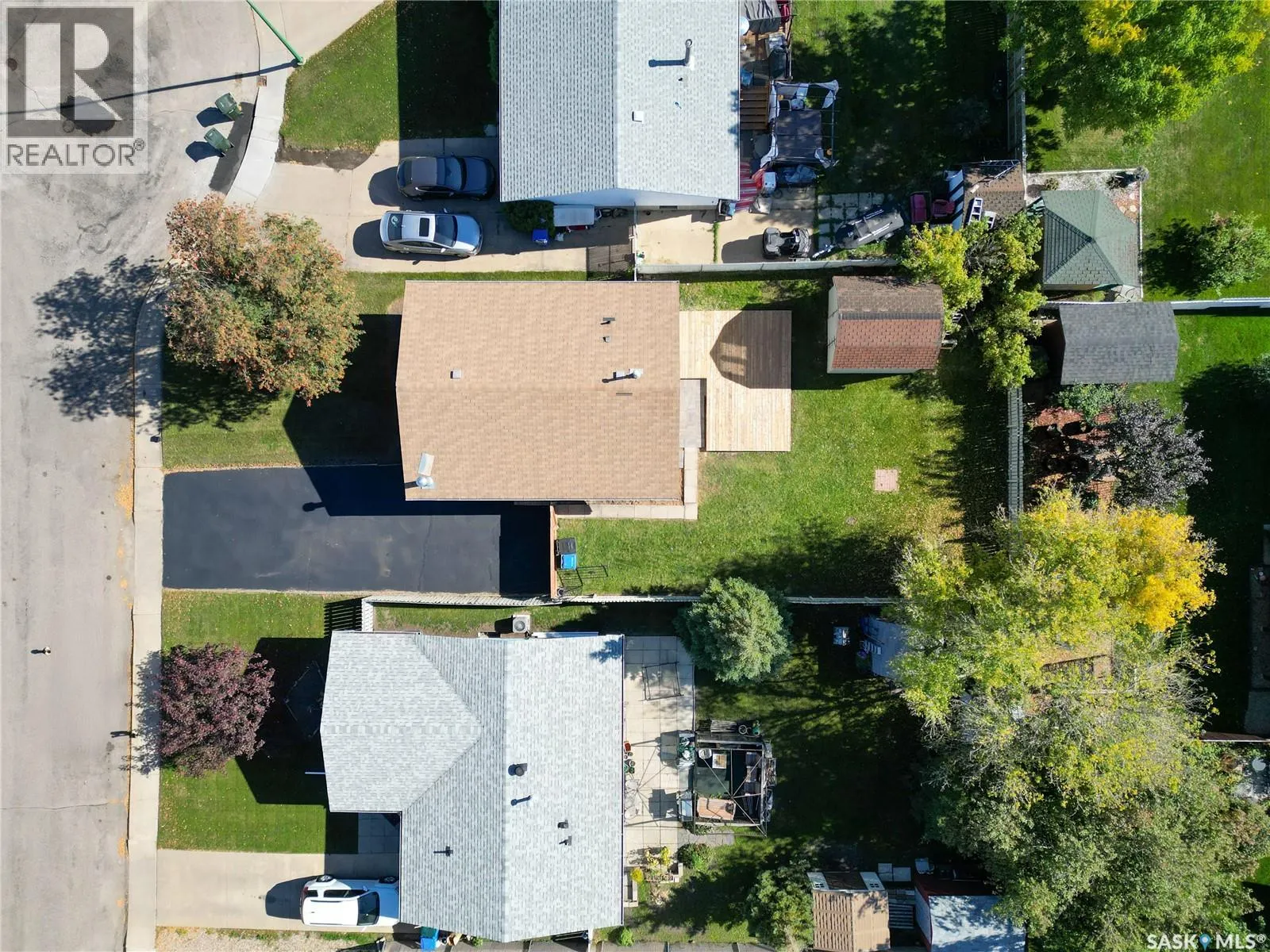 1429 Lacroix CRESCENT